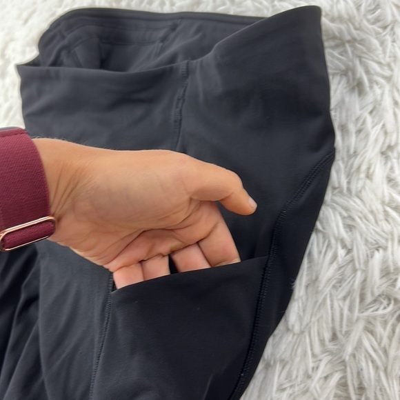 Lululemon Speed Up Crop (21") Black - Picture 4 of 6
